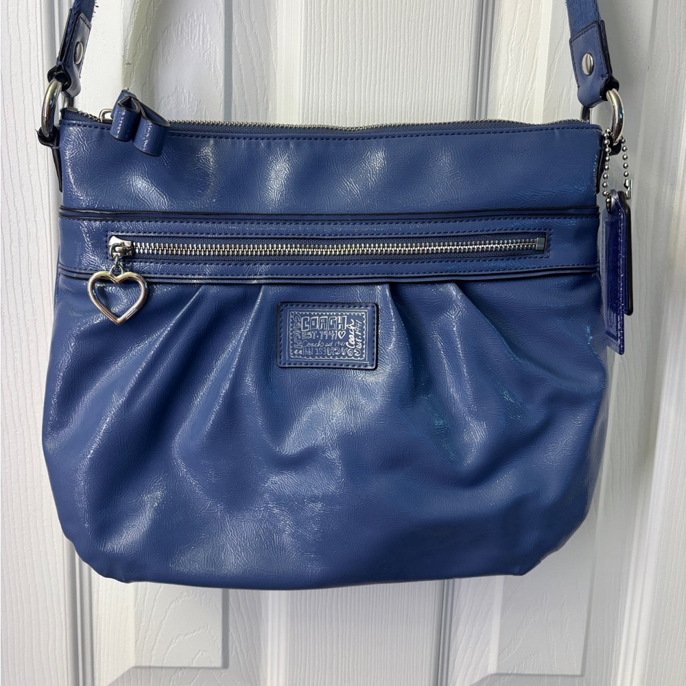 Coach Daisy Poppy Periwinkle Blue Leather Liquid Gloss Shoulder Bag